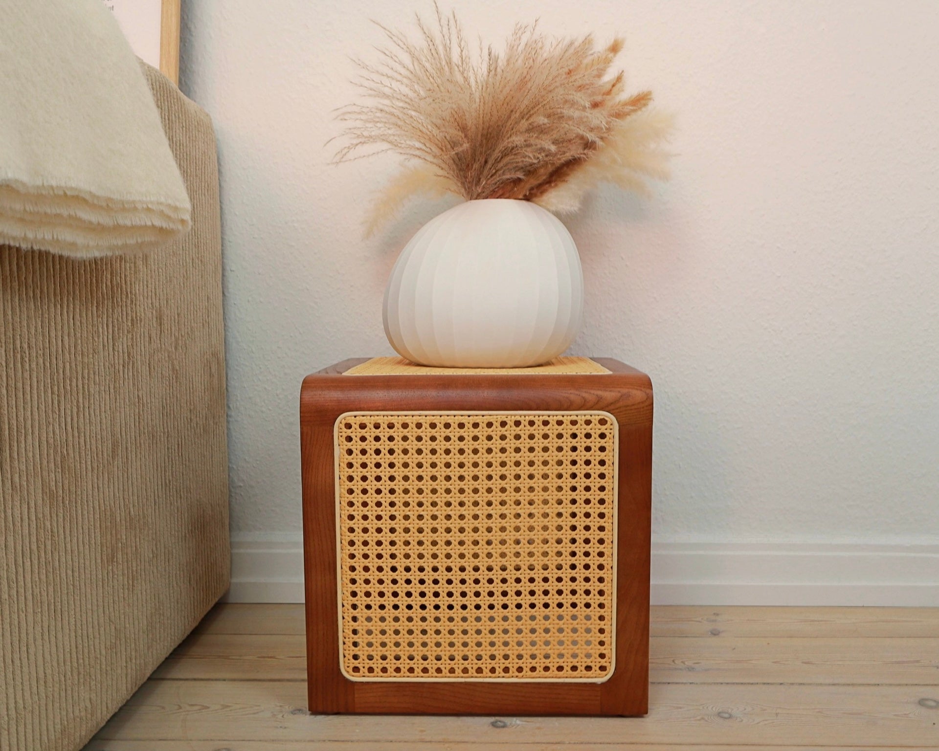JOHANSEN DESIGN - Retro design